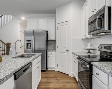 2021 Old Covington Highway Se - Photo Thumbnail 7