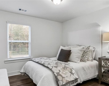 2021 Old Covington Highway Se - Photo Thumbnail 11