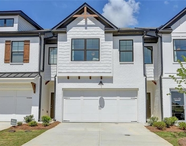 2021 Old Covington Highway Se - Photo Thumbnail 1