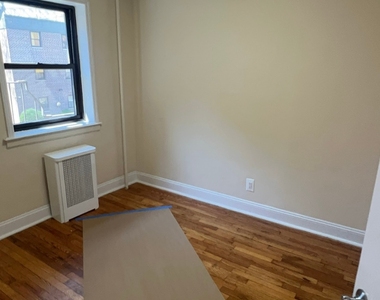 2065 shore blvd - Photo Thumbnail 1