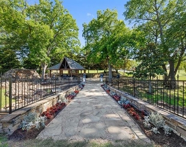 2 Terrabella Lane - Photo Thumbnail 34