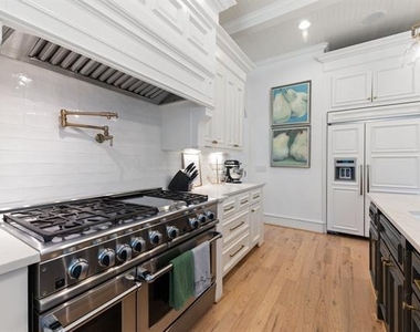 2 Terrabella Lane - Photo Thumbnail 9