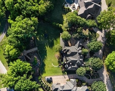 2 Terrabella Lane - Photo Thumbnail 39