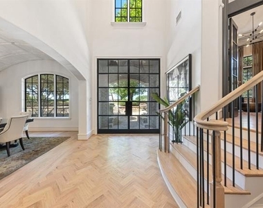 2 Terrabella Lane - Photo Thumbnail 4