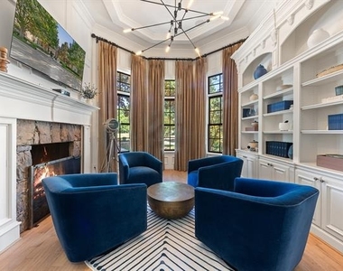 2 Terrabella Lane - Photo Thumbnail 6