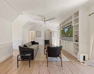2 Terrabella Lane - Photo Thumbnail 28