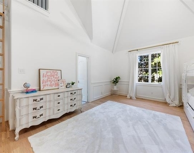 2 Terrabella Lane - Photo Thumbnail 29