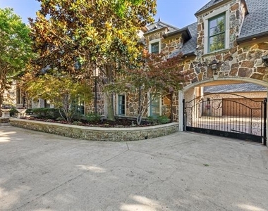 2 Terrabella Lane - Photo Thumbnail 2