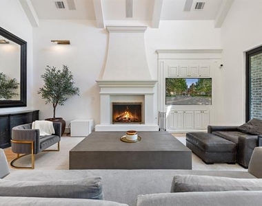 2 Terrabella Lane - Photo Thumbnail 15