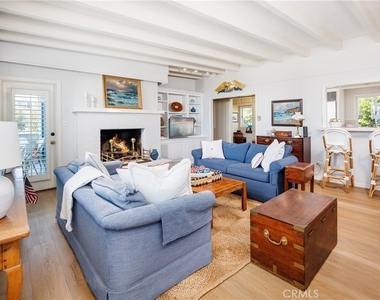 960 Cliff Drive - Photo Thumbnail 6