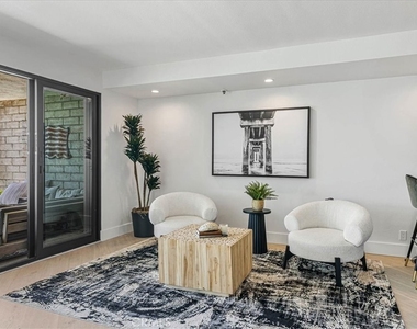 410 Corto Lane - Photo Thumbnail 2