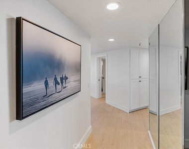 410 Corto Lane - Photo Thumbnail 18