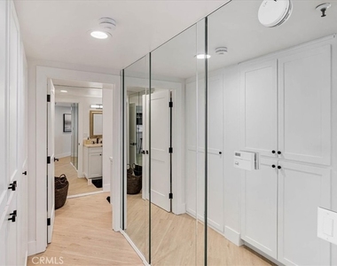 410 Corto Lane - Photo Thumbnail 23