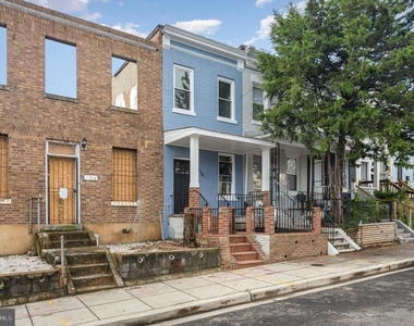 536 Hobart Pl #536 Nw - Photo Thumbnail 7