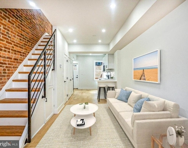 536 Hobart Pl #536 Nw - Photo Thumbnail 0