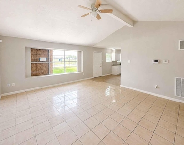 8607 Sherrywood Drive - Photo Thumbnail 11