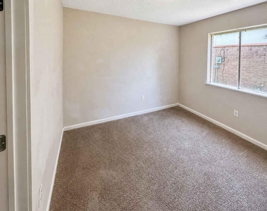 8607 Sherrywood Drive - Photo Thumbnail 25