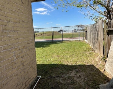 8607 Sherrywood Drive - Photo Thumbnail 11