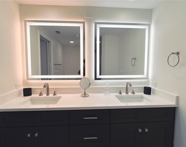 4981 Bacopa Lane S - Photo Thumbnail 31