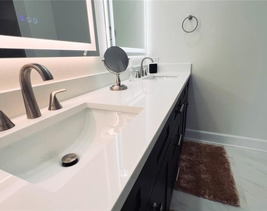 4981 Bacopa Lane S - Photo Thumbnail 23