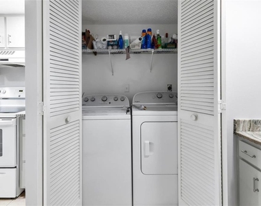 14459 River Beach Drive - Photo Thumbnail 11