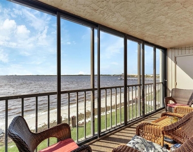 14459 River Beach Drive - Photo Thumbnail 21