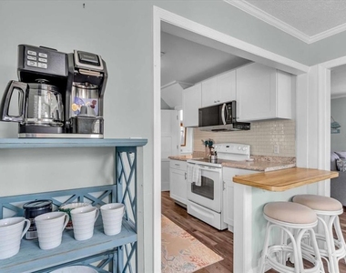 3843 Chapel Drive - Photo Thumbnail 15