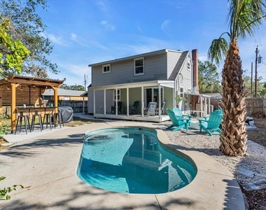 3843 Chapel Drive - Photo Thumbnail 30