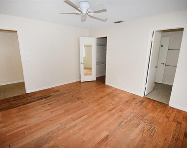 3961 Ashwood Lane - Photo Thumbnail 10