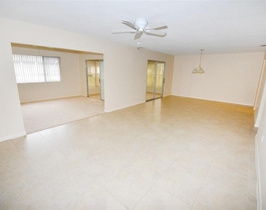 3961 Ashwood Lane - Photo Thumbnail 3
