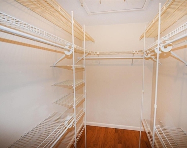 3961 Ashwood Lane - Photo Thumbnail 11