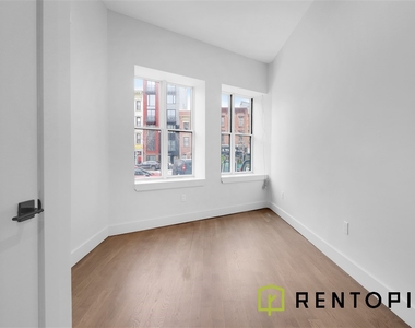 379 South 1st Street - Photo Thumbnail 3
