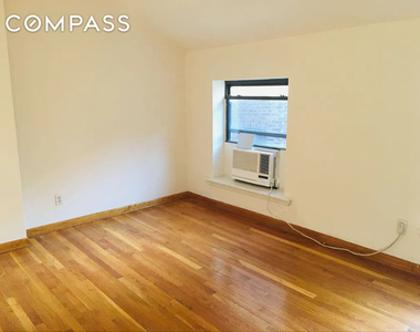 16 Abingdon Square - Photo Thumbnail 2