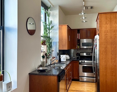 88 Meserole Avenue - Photo Thumbnail 0