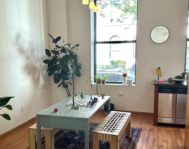 88 Meserole Avenue - Photo Thumbnail 2