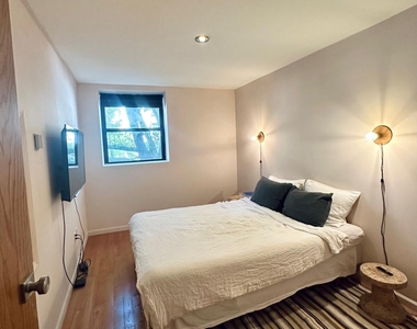 88 Meserole Avenue - Photo Thumbnail 5