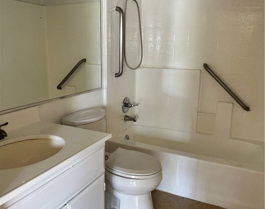 14801 Nordhoff Street - Photo Thumbnail 7
