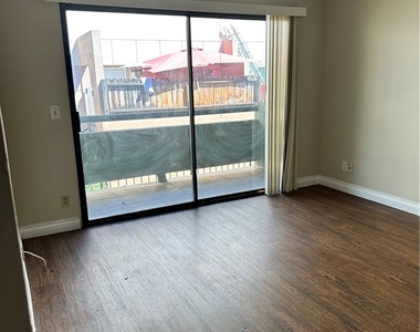 14801 Nordhoff Street - Photo Thumbnail 34