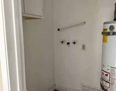14801 Nordhoff Street - Photo Thumbnail 24