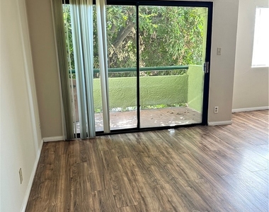 14801 Nordhoff Street - Photo Thumbnail 13
