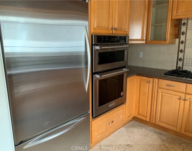 425 S Catalina Avenue - Photo Thumbnail 26