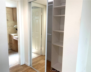 425 S Catalina Avenue - Photo Thumbnail 7