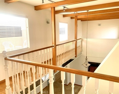 425 S Catalina Avenue - Photo Thumbnail 18