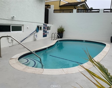 425 S Catalina Avenue - Photo Thumbnail 36
