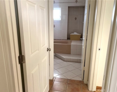 425 S Catalina Avenue - Photo Thumbnail 10