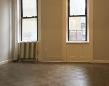 248 E 90th Street - Photo Thumbnail 3