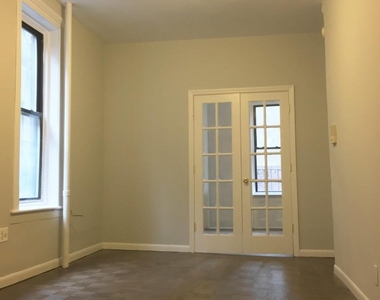 248 E 90th Street - Photo Thumbnail 1