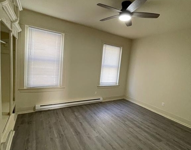 5122 Arch Street - Photo Thumbnail 1