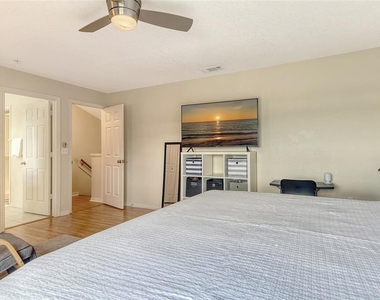 8370 Wingate Drive - Photo Thumbnail 32