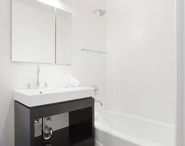 25 Washington Street - Photo Thumbnail 8
